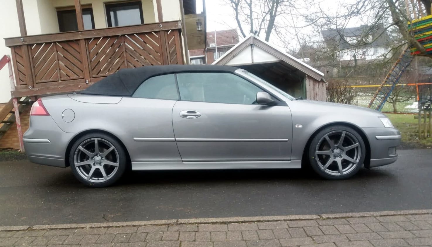 SAAB Cabrio mit Logo